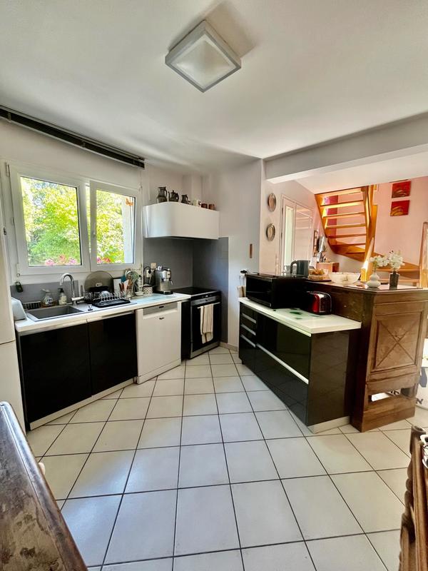 Maison - 140 m² - 7 pièces