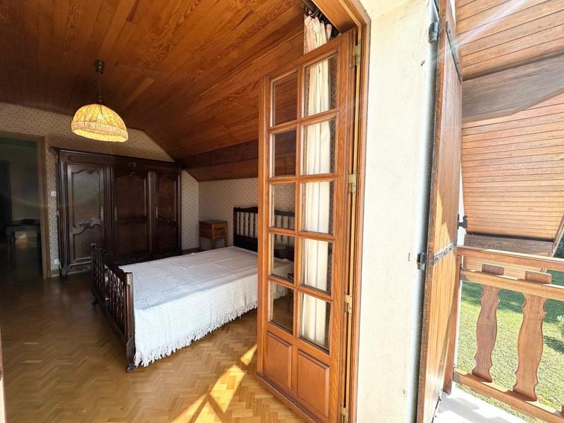 Maison - 157 m² - 7 pièces