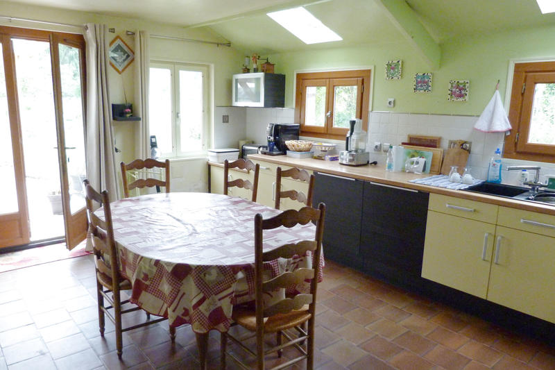 Maison - 205 m² - 10 pièces