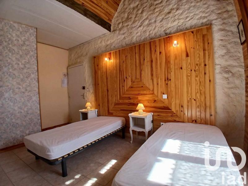 Maison - 354 m² - 12 pièces