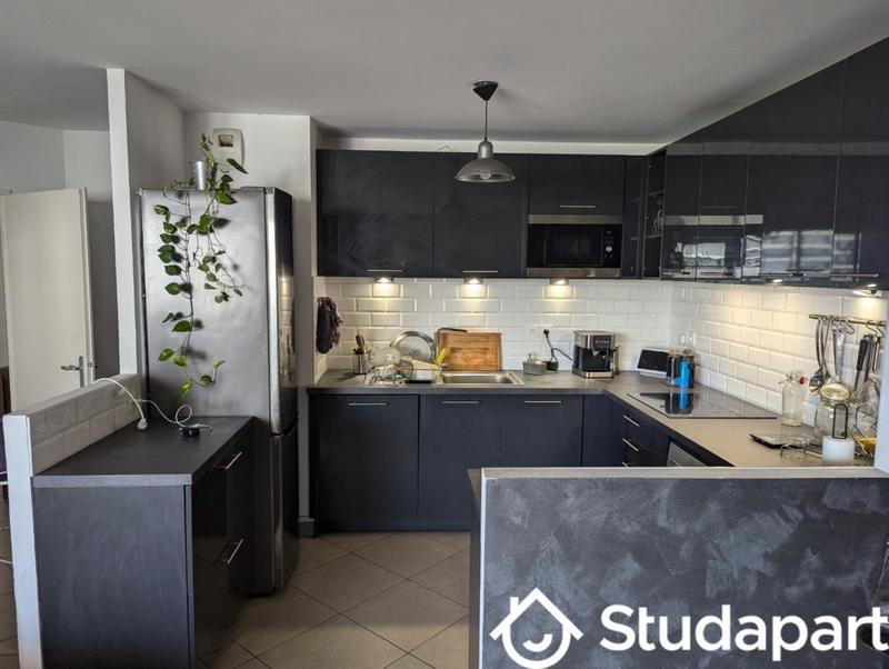 Chambre - 10 m² - 1 pièce