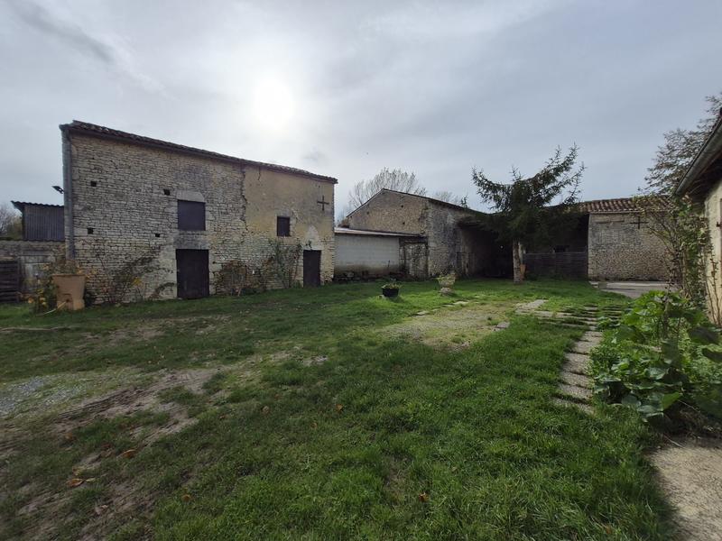 Maison ancienne - 123 m² - 4 pièces