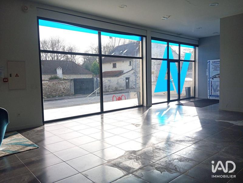 Local commercial - 335 m²