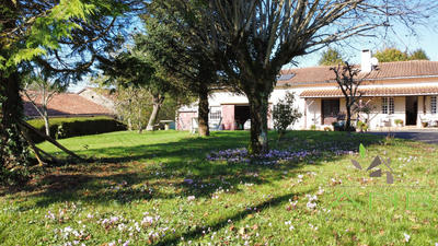 Maison - 102 m² - 5 pièces