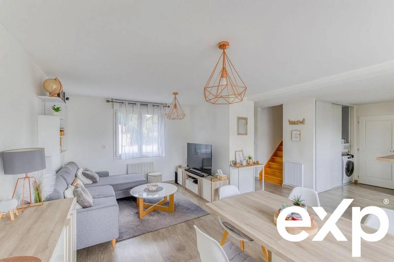 Maison - 85 m² - 5 pièces