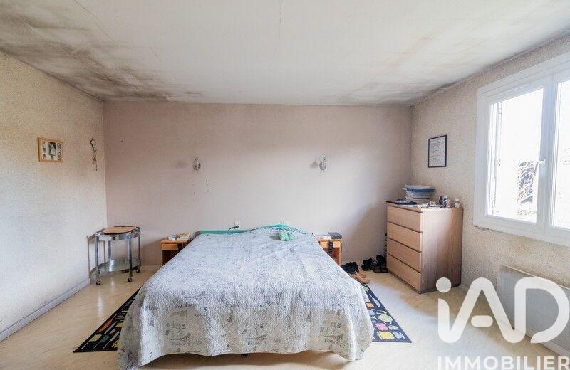 Maison - 168 m² - 8 pièces