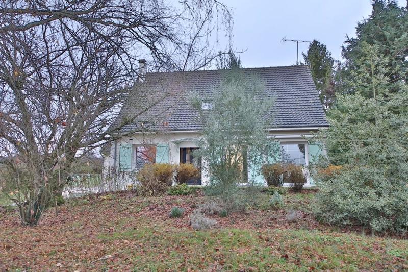 Maison - 211 m² - 10 pièces