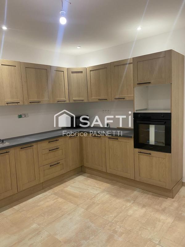 Maison - 100 m² - 6 pièces