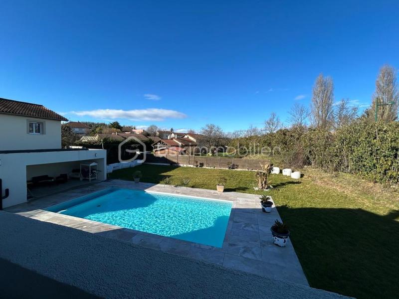 Maison traditionnelle - 173 m² - 5 pièces