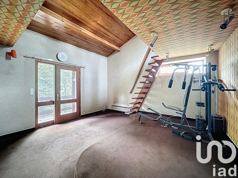 Maison - 272 m² - 11 pièces