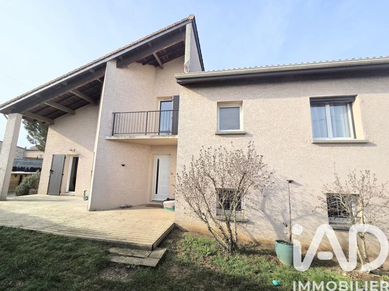 Maison - 122 m² - 5 pièces