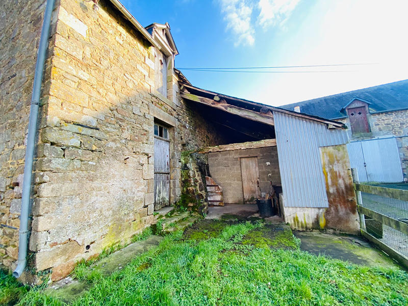 Maison - 400 m² - 5 pièces