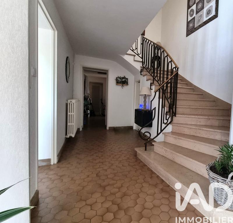 Maison de village - 326 m² - 11 pièces