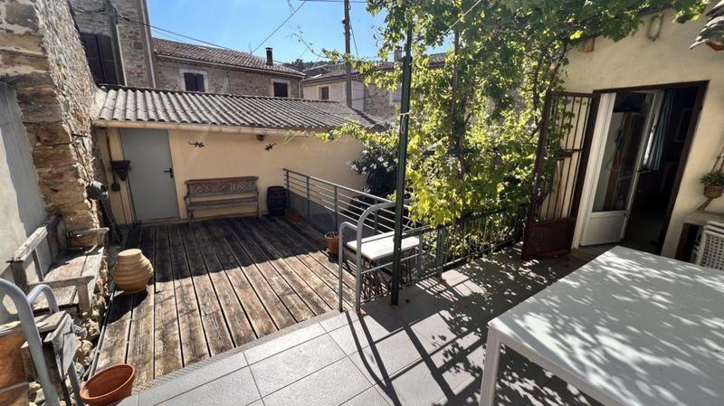 Maison - 104 m² - 5 pièces