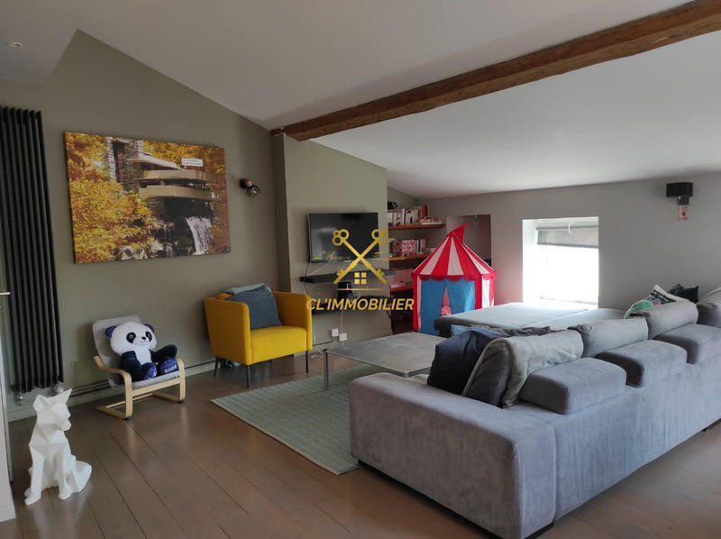 Appartement - 151 m² - 5 pièces