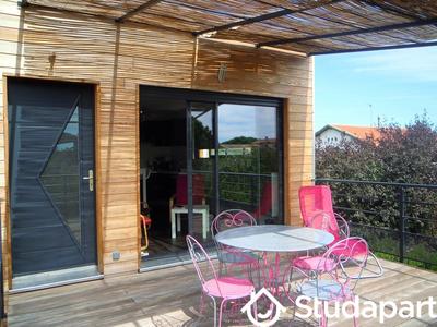 Chambre - 12 m² - 1 pièce