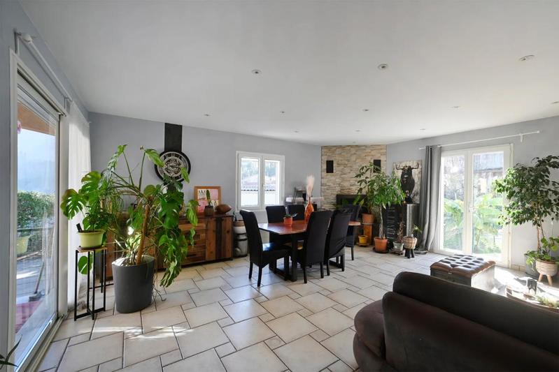 Maison - 115 m² - 5 pièces