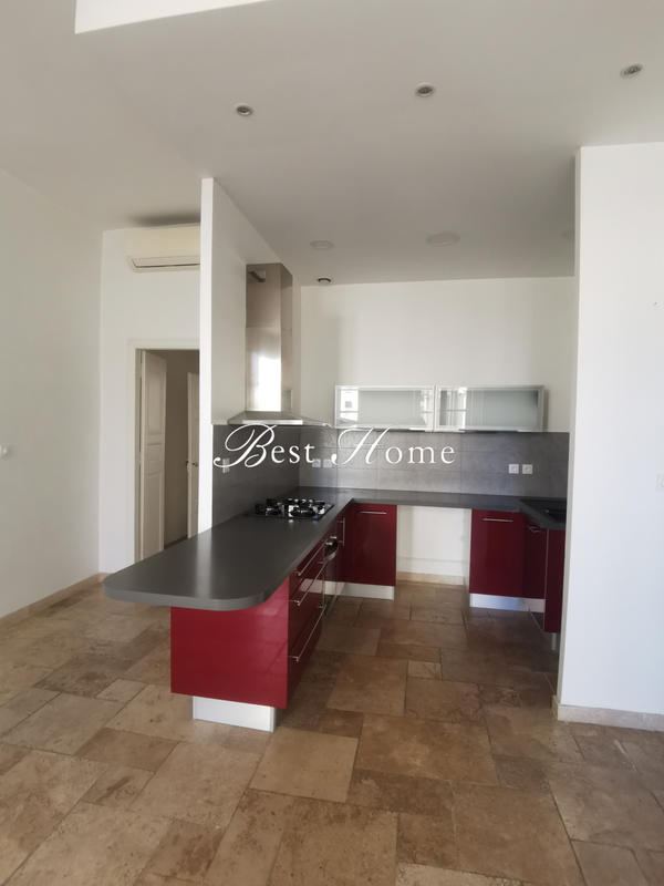 Appartement - 75 m² - 3 pièces