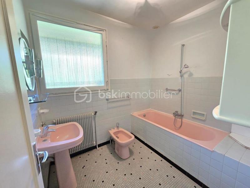 Maison - 160 m² - 7 pièces