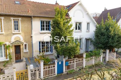 Maison - 135 m² - 4 pièces