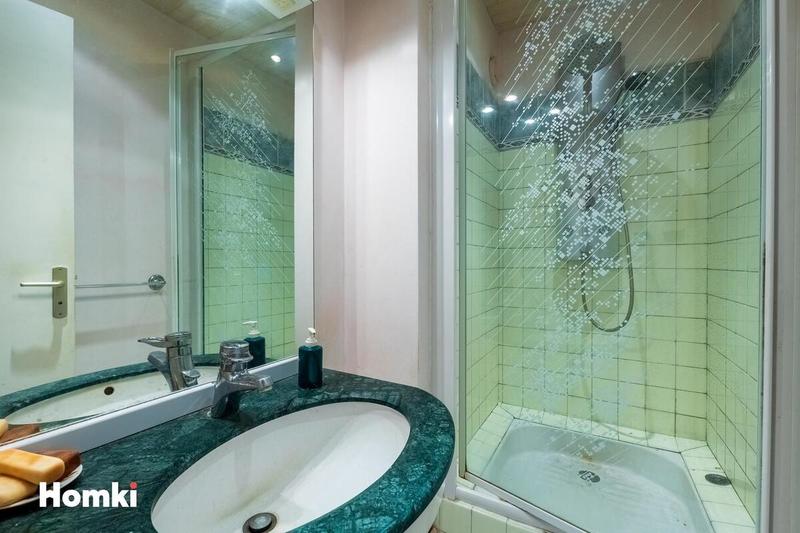 Appartement - 105 m² - 5 pièces