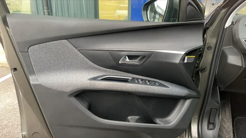 Peugeot 5008 1.5 BlueHDi 130 Eat8 Active Business - Automatique Entretien constructeur