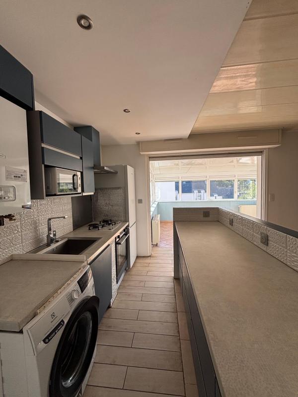 Appartement - 64 m² - 2 pièces