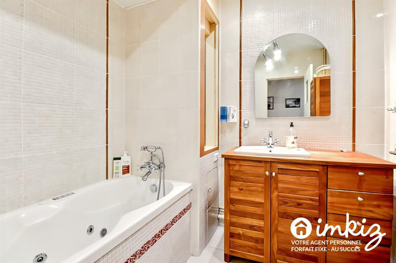 Appartement - 99 m² - 5 pièces