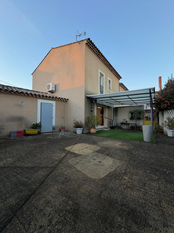 Maison - 99 m² - 4 pièces