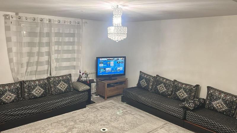 Maison - 195 m² - 7 pièces