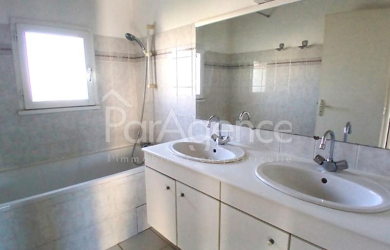 Maison - 88 m² - 4 pièces