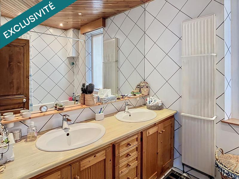 Appartement - 97 m² - 5 pièces