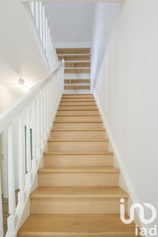 Maison - 151 m² - 7 pièces