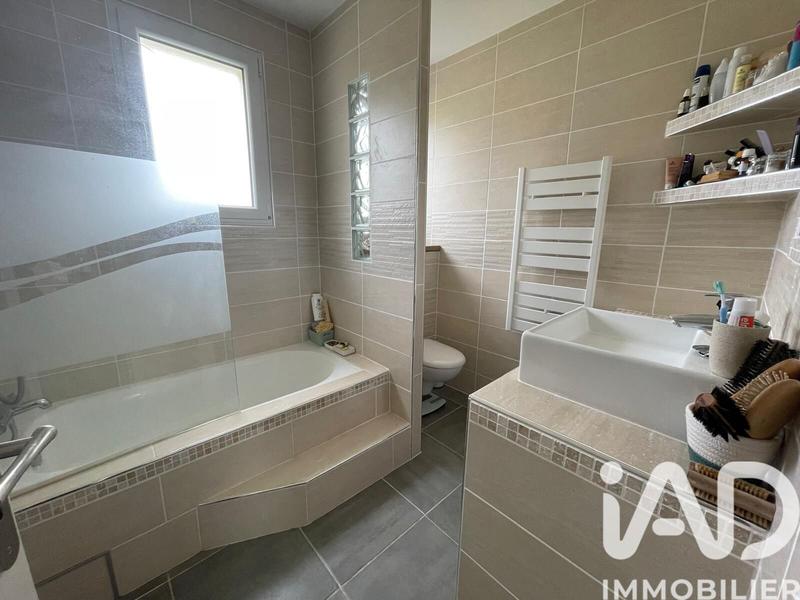 Maison - 83 m² - 5 pièces