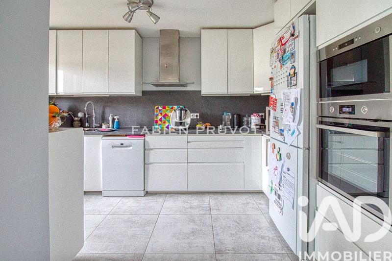 Maison - 140 m² - 6 pièces