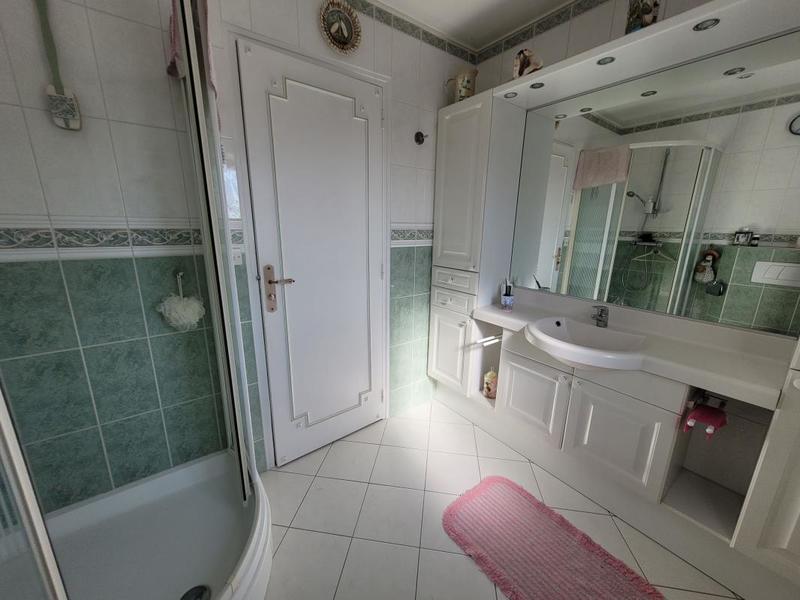 Pavillon - 76 m² - 4 pièces