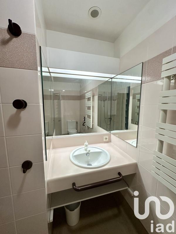 Studio - 25 m² - 1 pièce