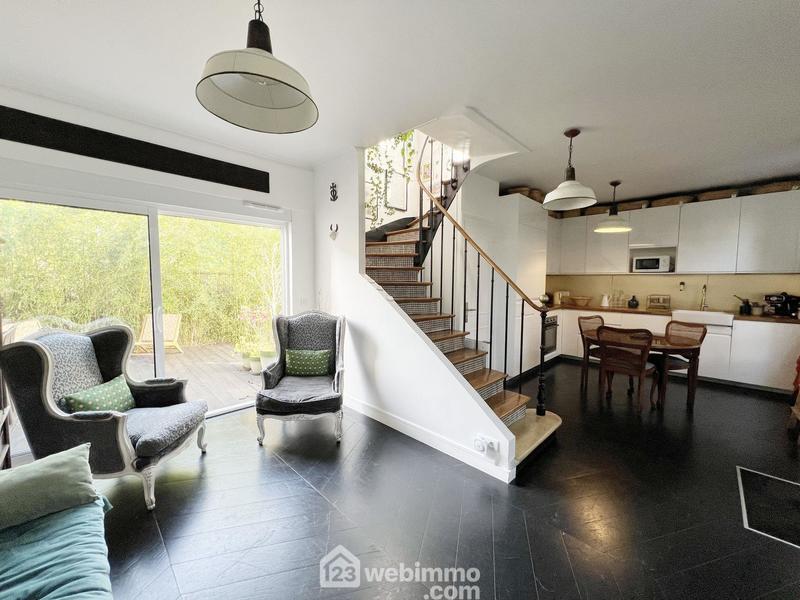 Maison - 105 m² - 5 pièces