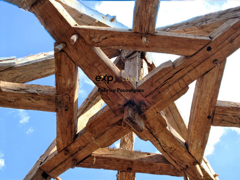 Maison - 315 m² - 8 pièces