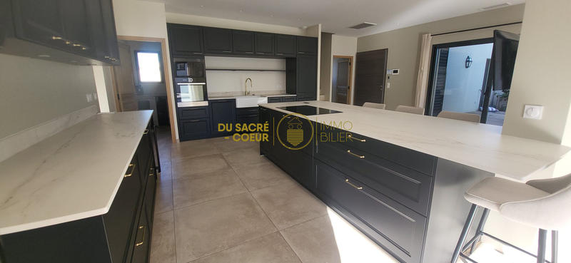 Villa - 169 m² - 5 pièces