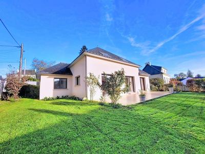 Maison - 92 m² - 5 pièces