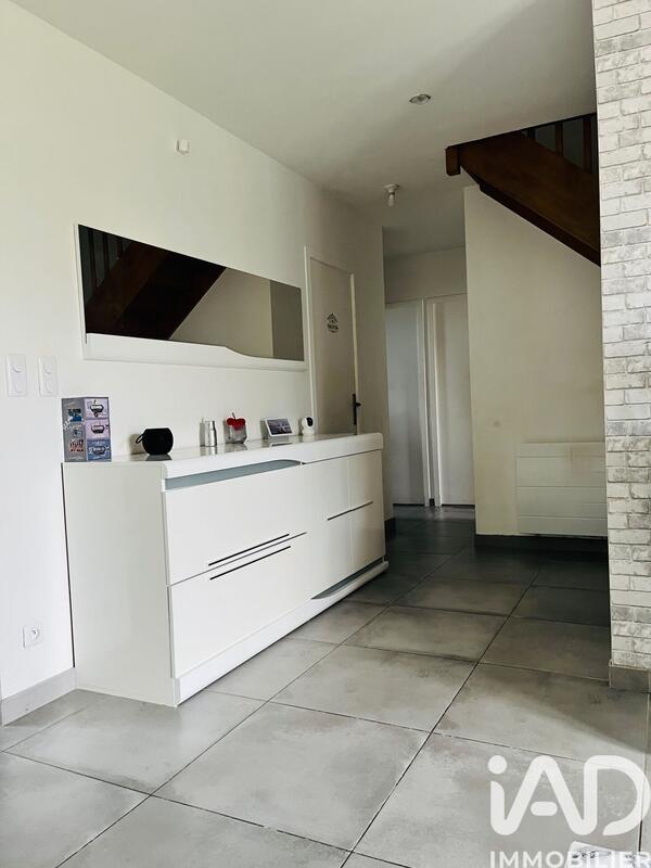 Maison - 127 m² - 7 pièces