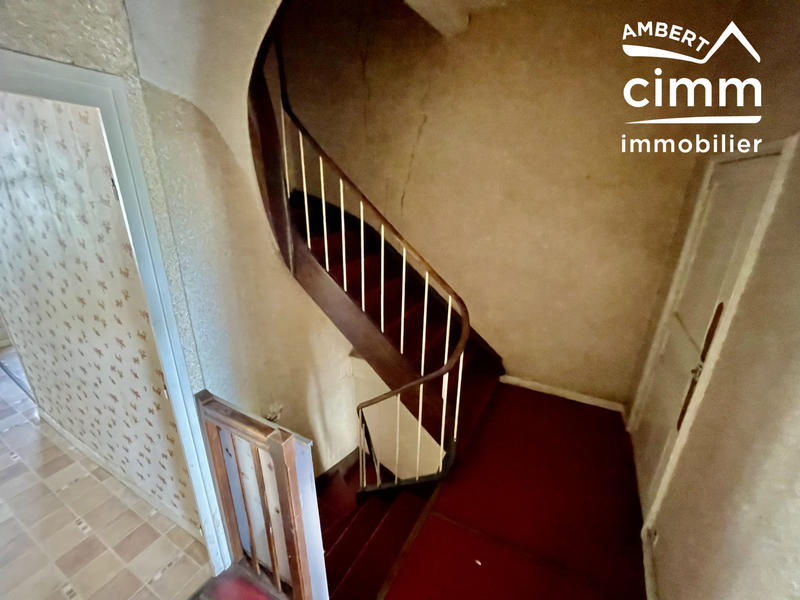 Maison - 136 m² - 10 pièces