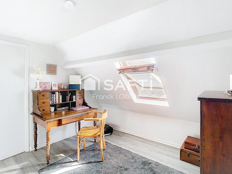 Maison - 223 m² - 8 pièces