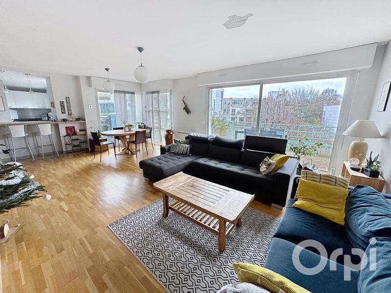 Appartement - 105 m² - 4 pièces