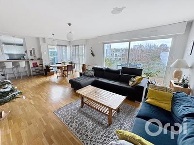 Appartement - 105 m² - 4 pièces