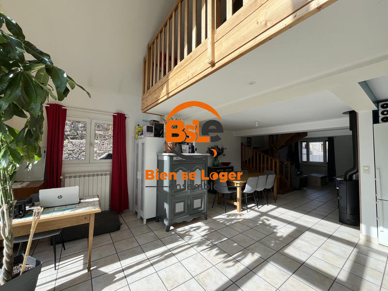 Maison - 135 m² - 6 pièces