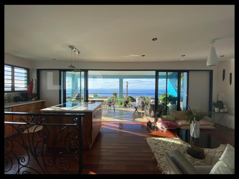 Maison - 160 m² - 4 pièces