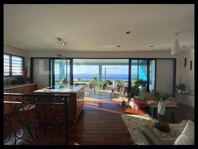 Maison - 160 m² - 4 pièces