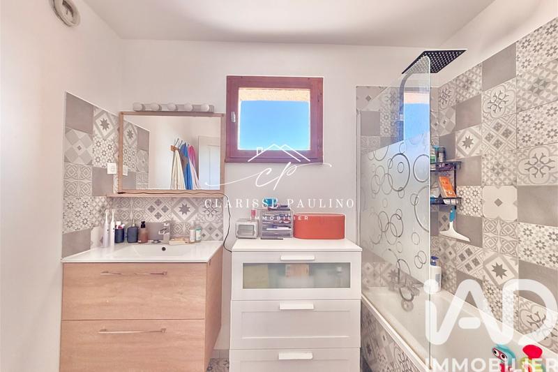 Appartement - 90 m² - 4 pièces